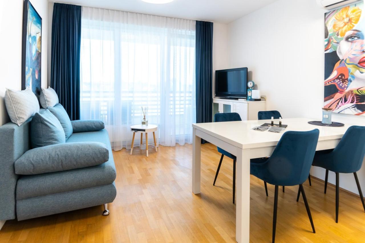 Bella Mura Blue Apartment 摩拉瓦托普利采 外观 照片